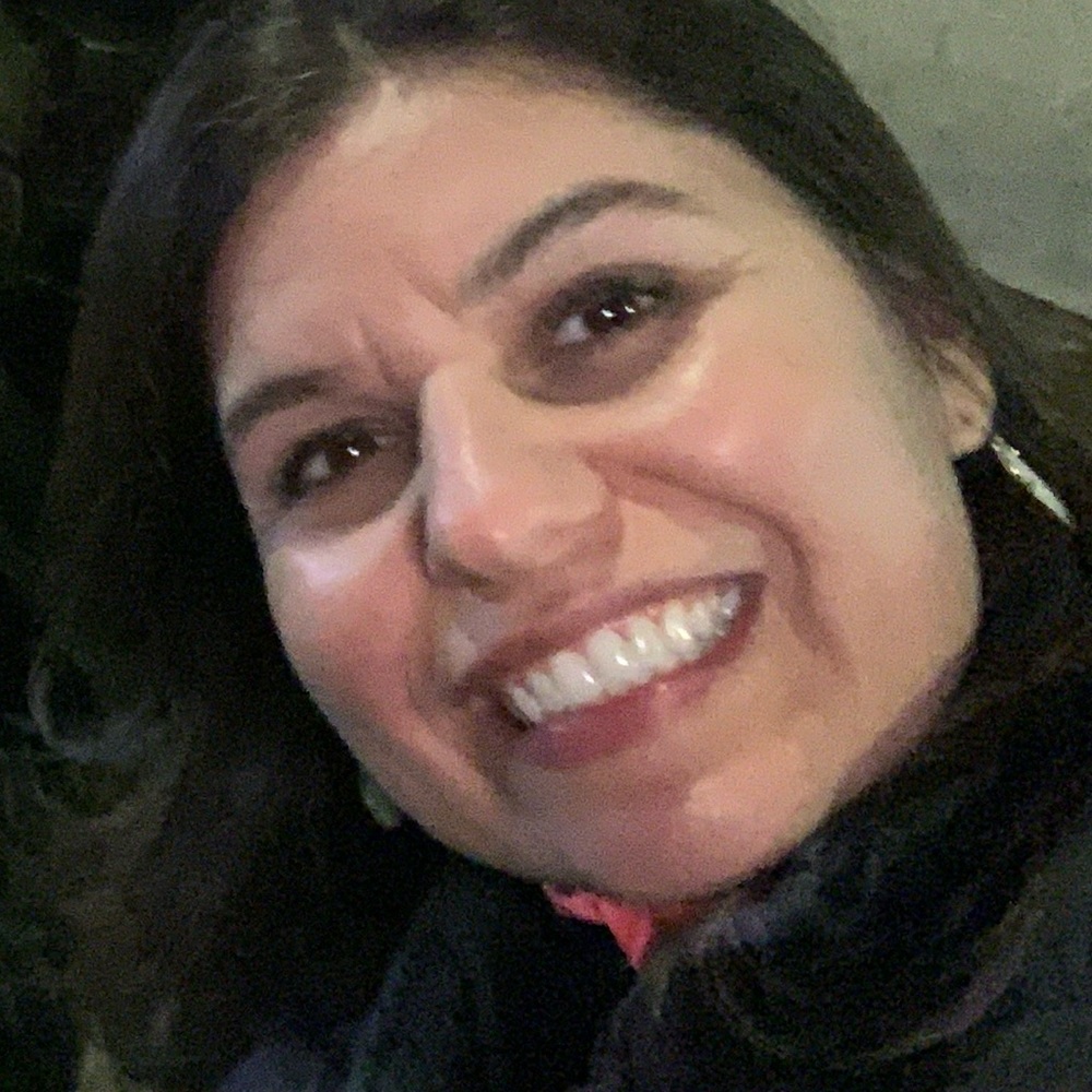 Meet your Posher, Julia